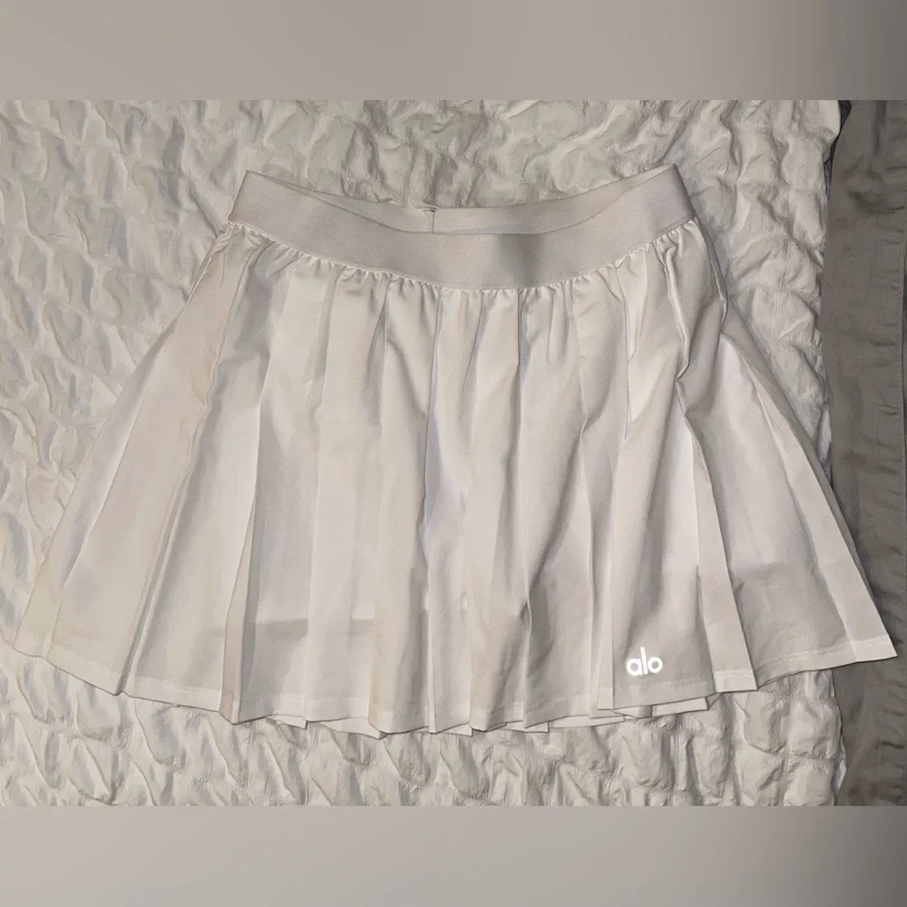 Brand new Alo Tennis Skirt- S